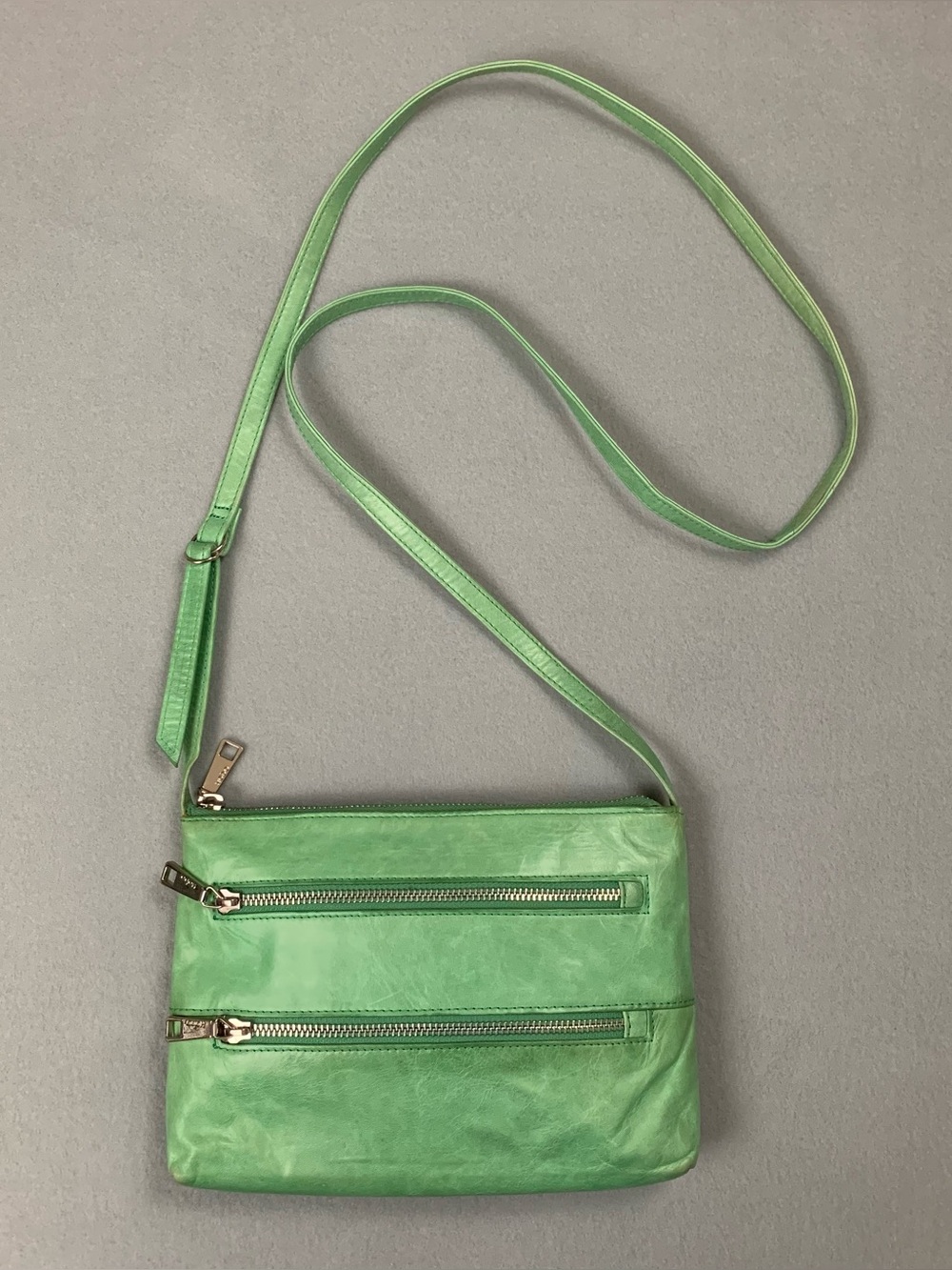 HOBO The Original Crossbody Colorful Green Leather Bag Multi Zipper Pocket Purse
